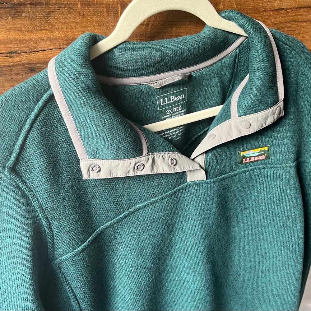 LL Bean sweater fleece pullover NWOT - brand new - color evergreen